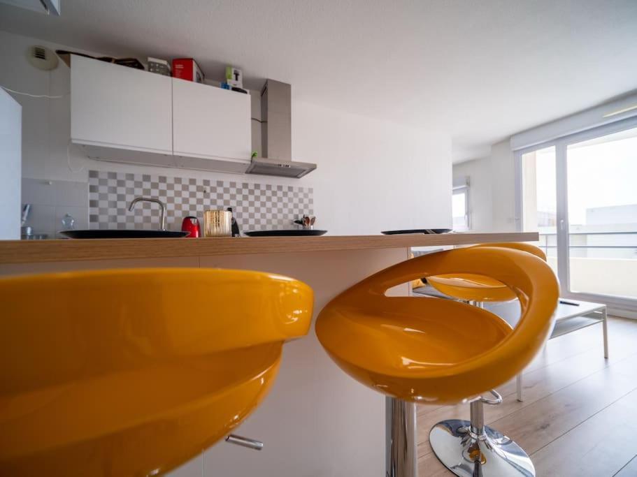 Appartement Tout Equipe Climatise Terrasse Hopital De La Timone มาร์กเซย ภายนอก รูปภาพ